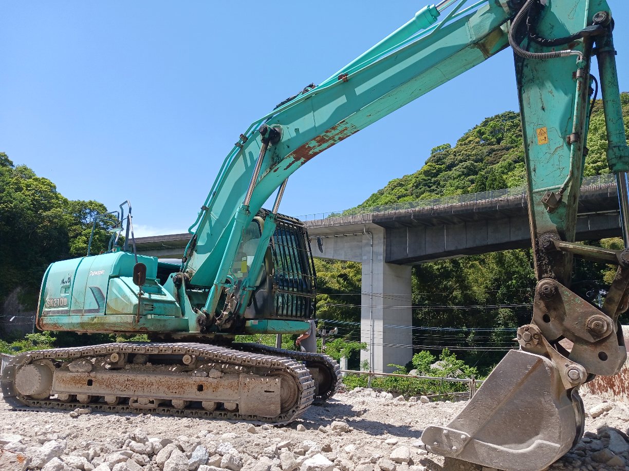 Máy xúc bánh xích KOBELCO SK210D-9 - 2013