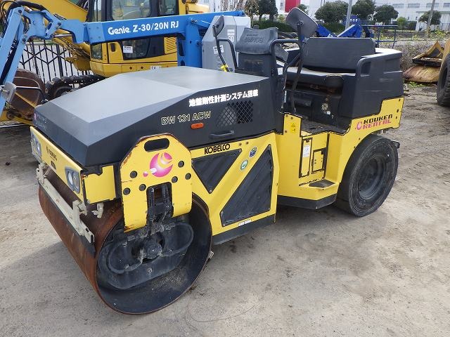 Xe lu BOMAG BW131ACW-5 - 2020
